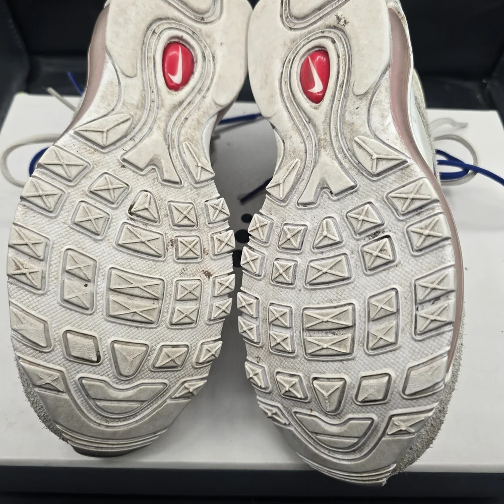 Nike White and Blue Sneakers with Red‎ Accents